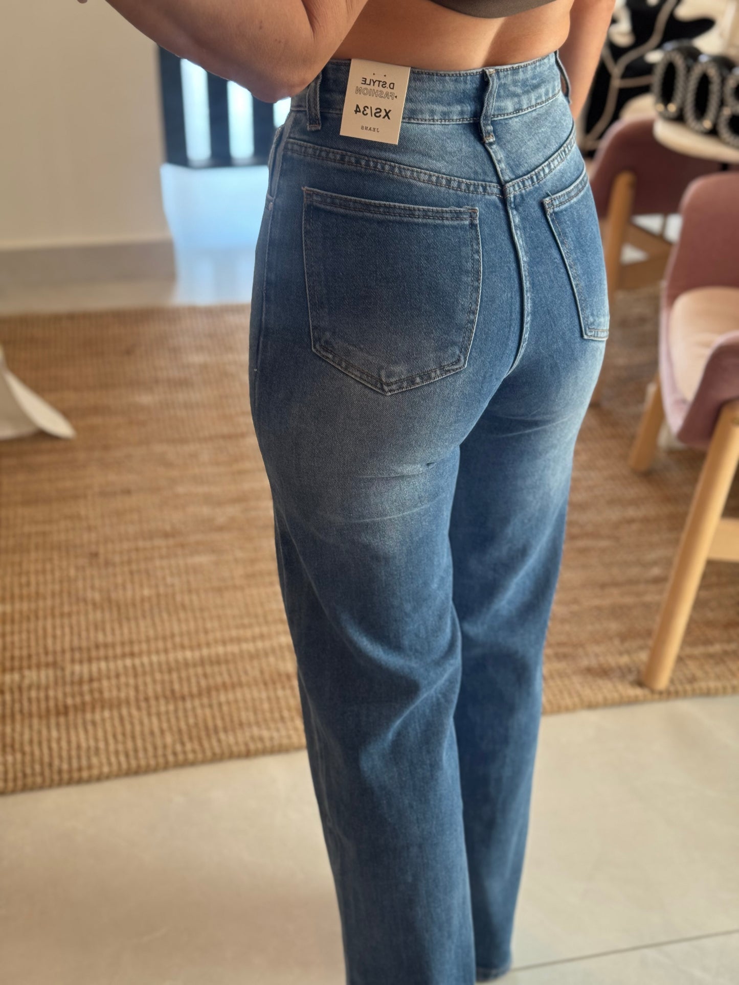 Front Detail Jean