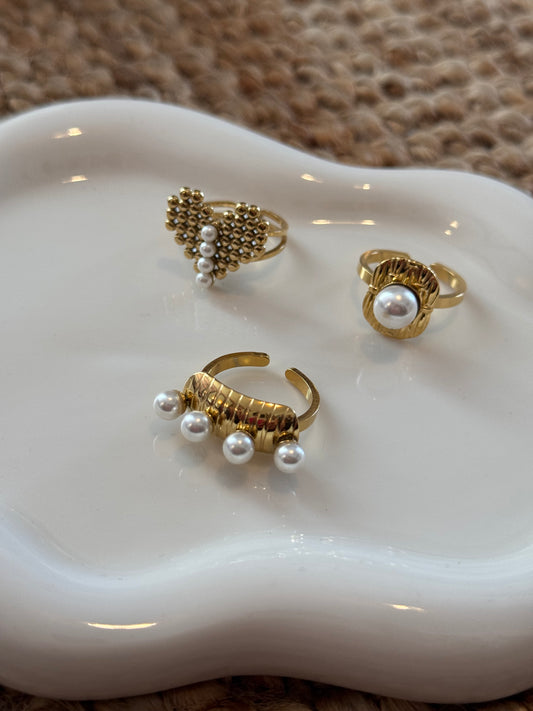 Pearl Ring Adjustable