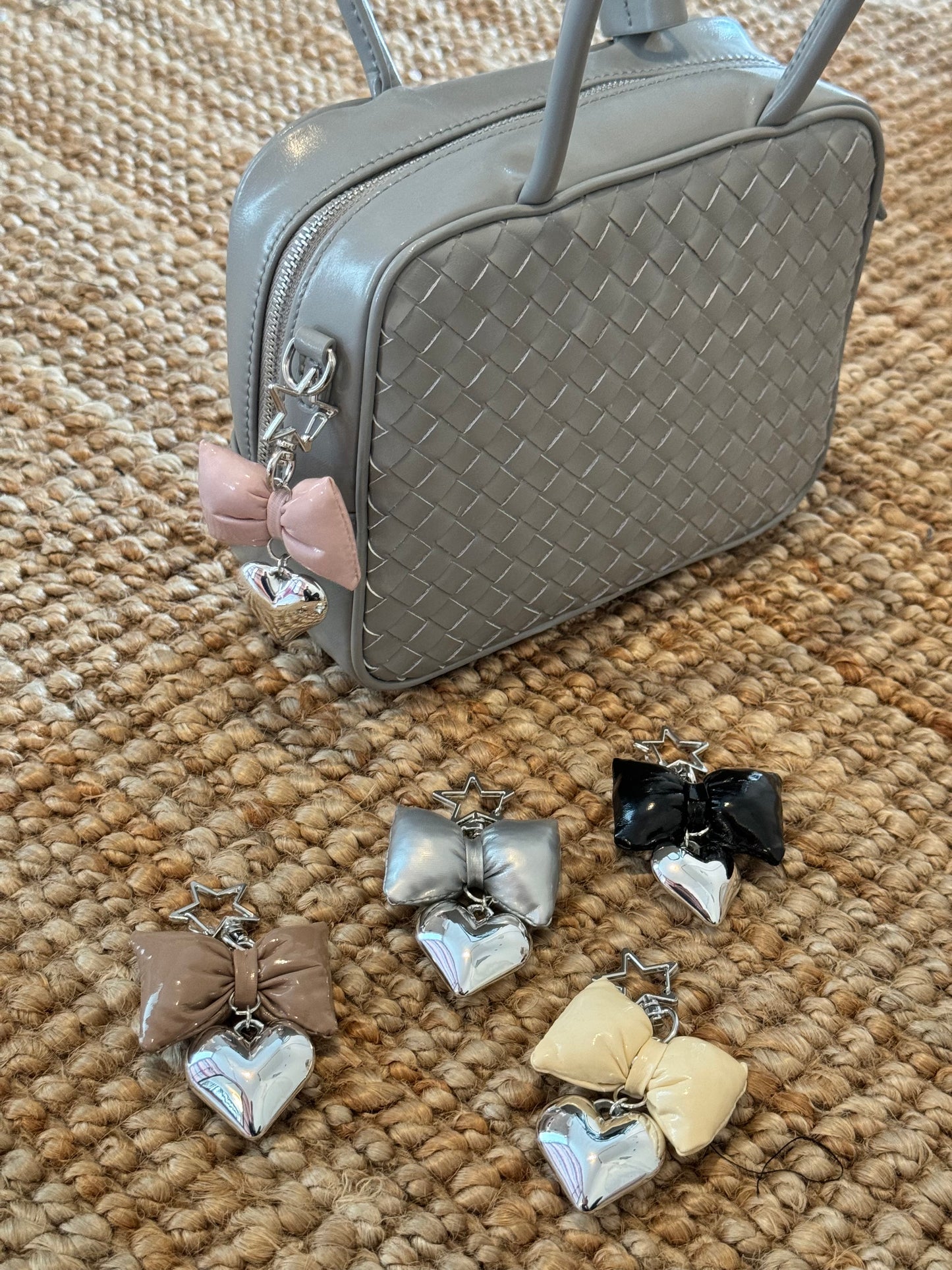 Handbag Key Holder / Ribbon & Heart