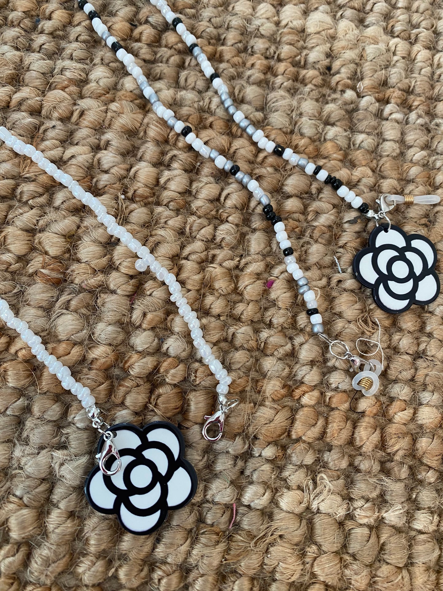 Beads And Flowers Sunny Cord