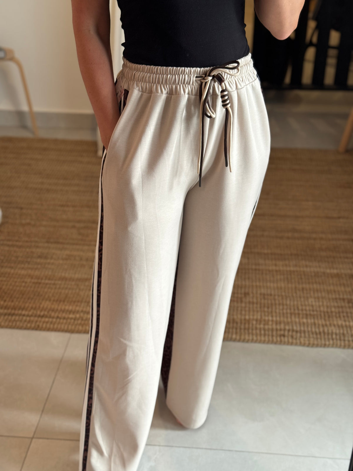 Two Tones Travel Pant