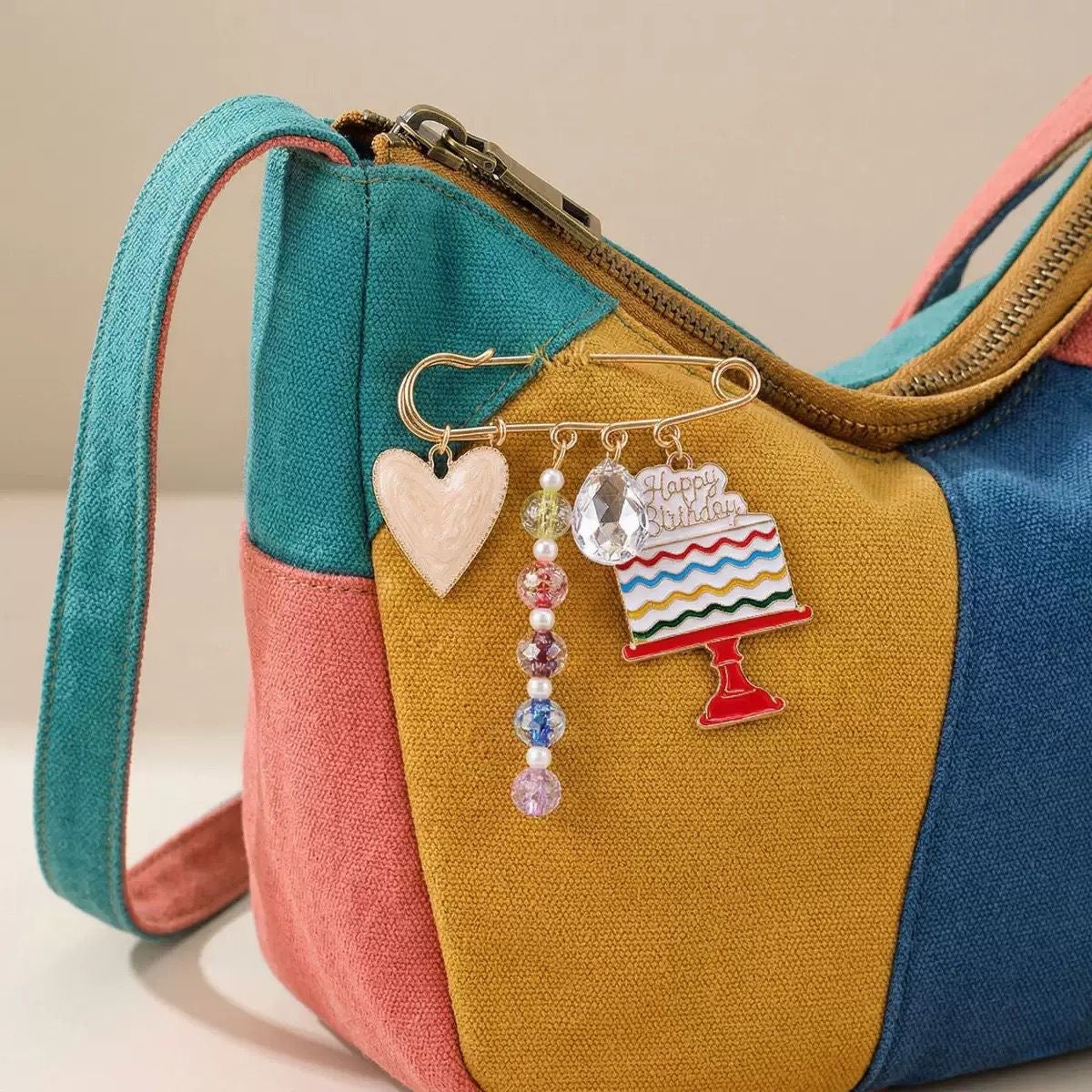 Summer Pin / Brooch