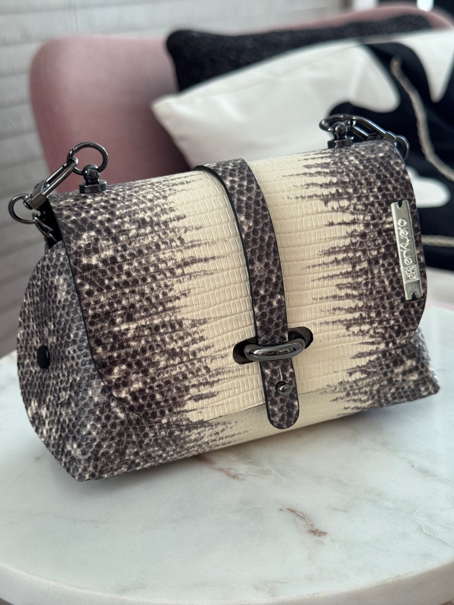 Mini Daisy Leather Bag