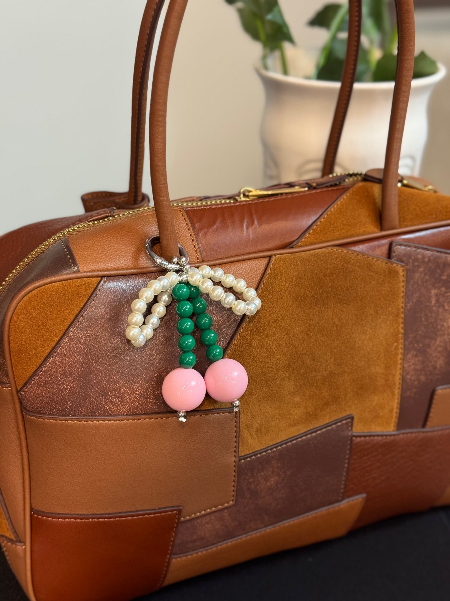 Handbag Key Holder / Pearl
