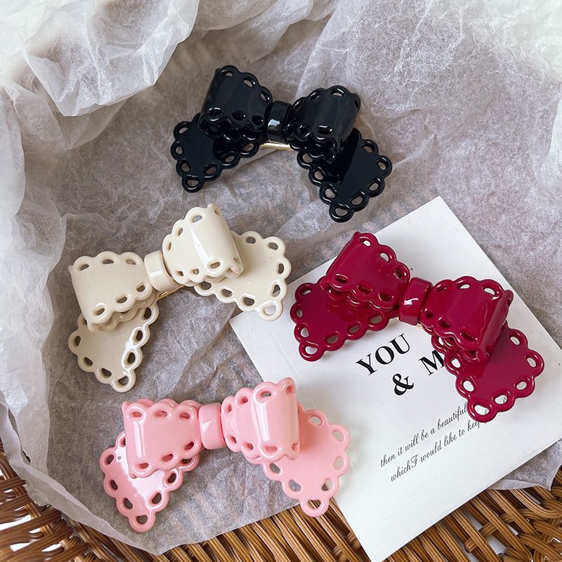 Plastic Bow Hair Clip