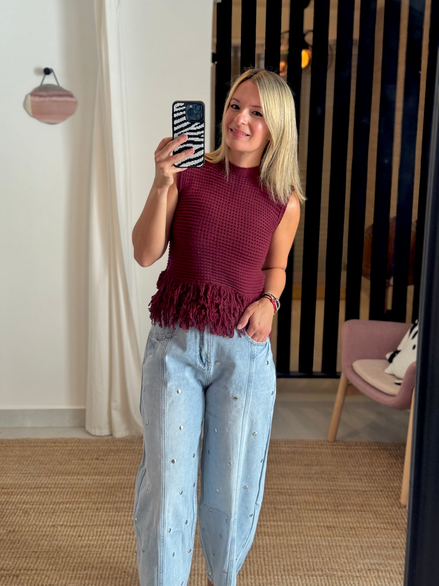 Wine Sleeveless Sweater Top