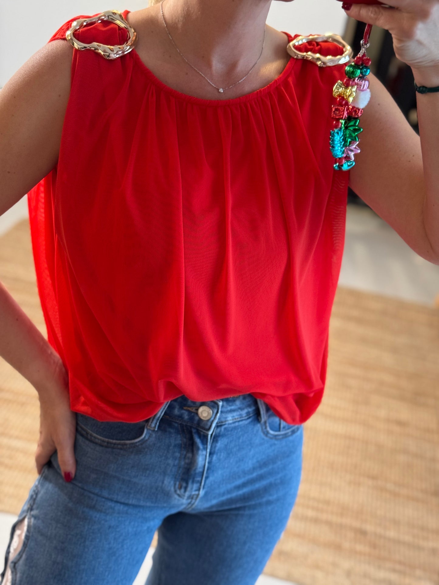 Shoulder Metal Top
