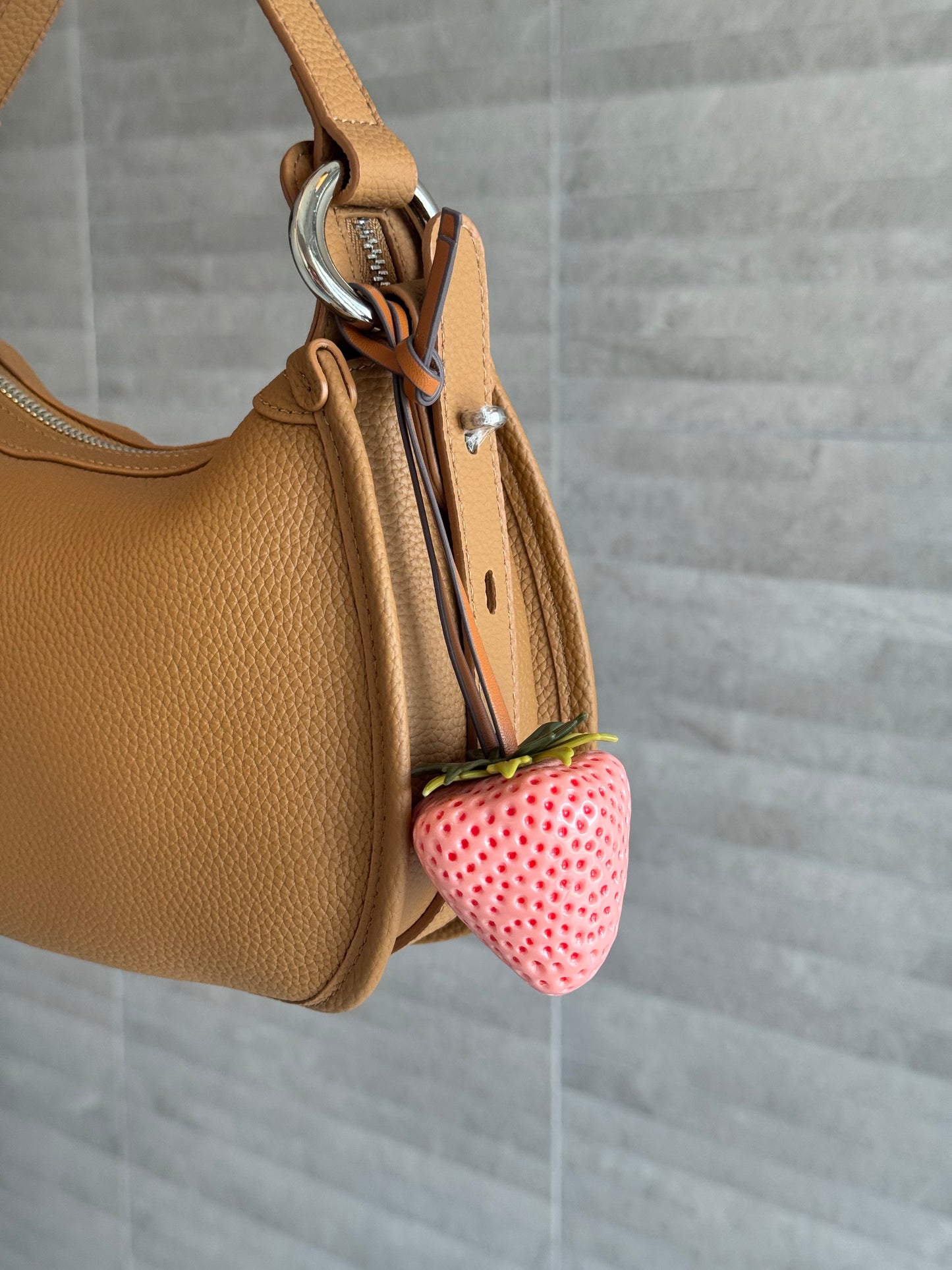 Handbag Key Holder / Strawberry