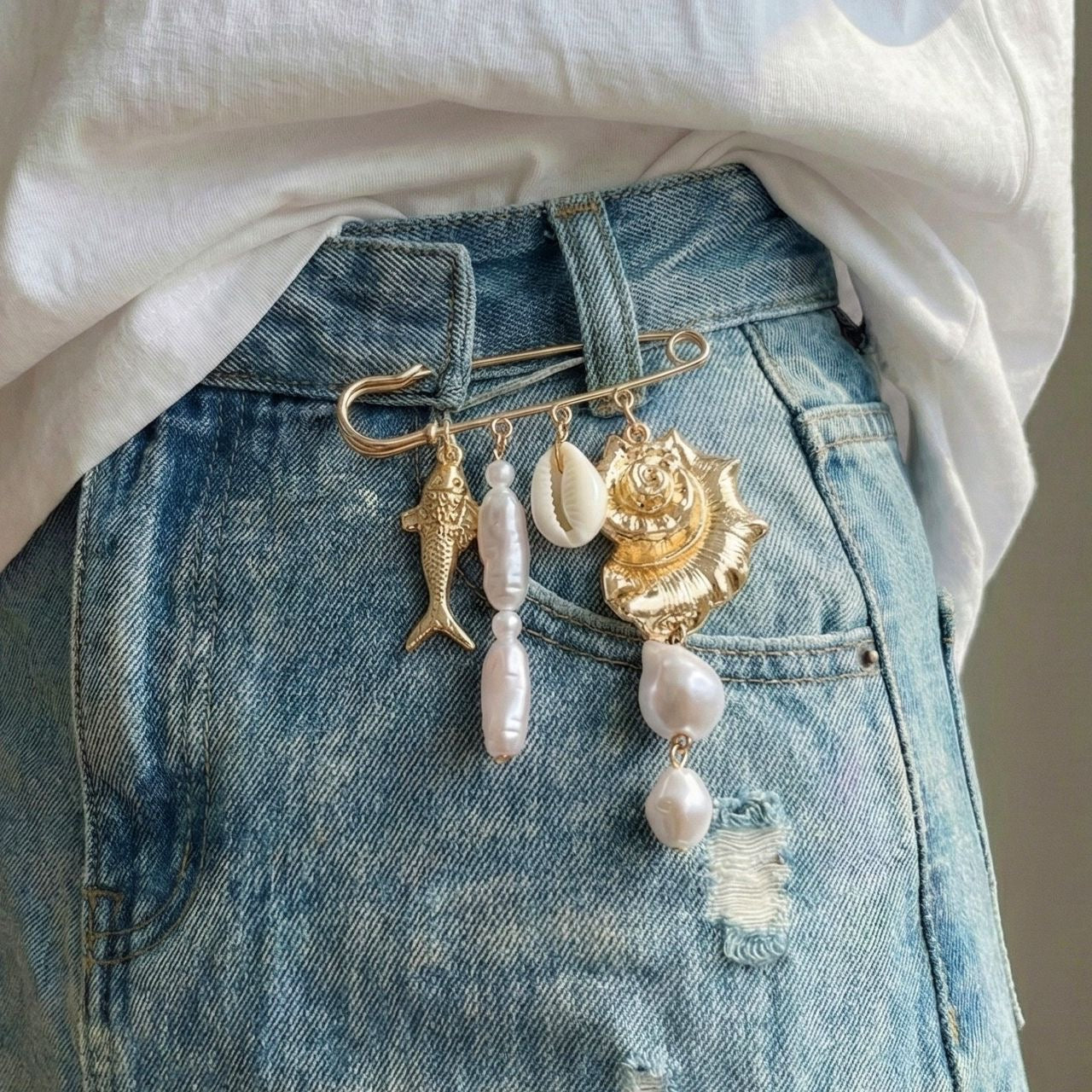 Summer Pin / Brooch